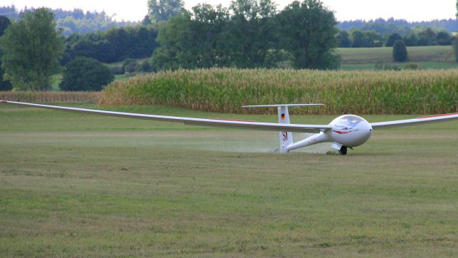 D-KSSI Segelflugzeug Landung